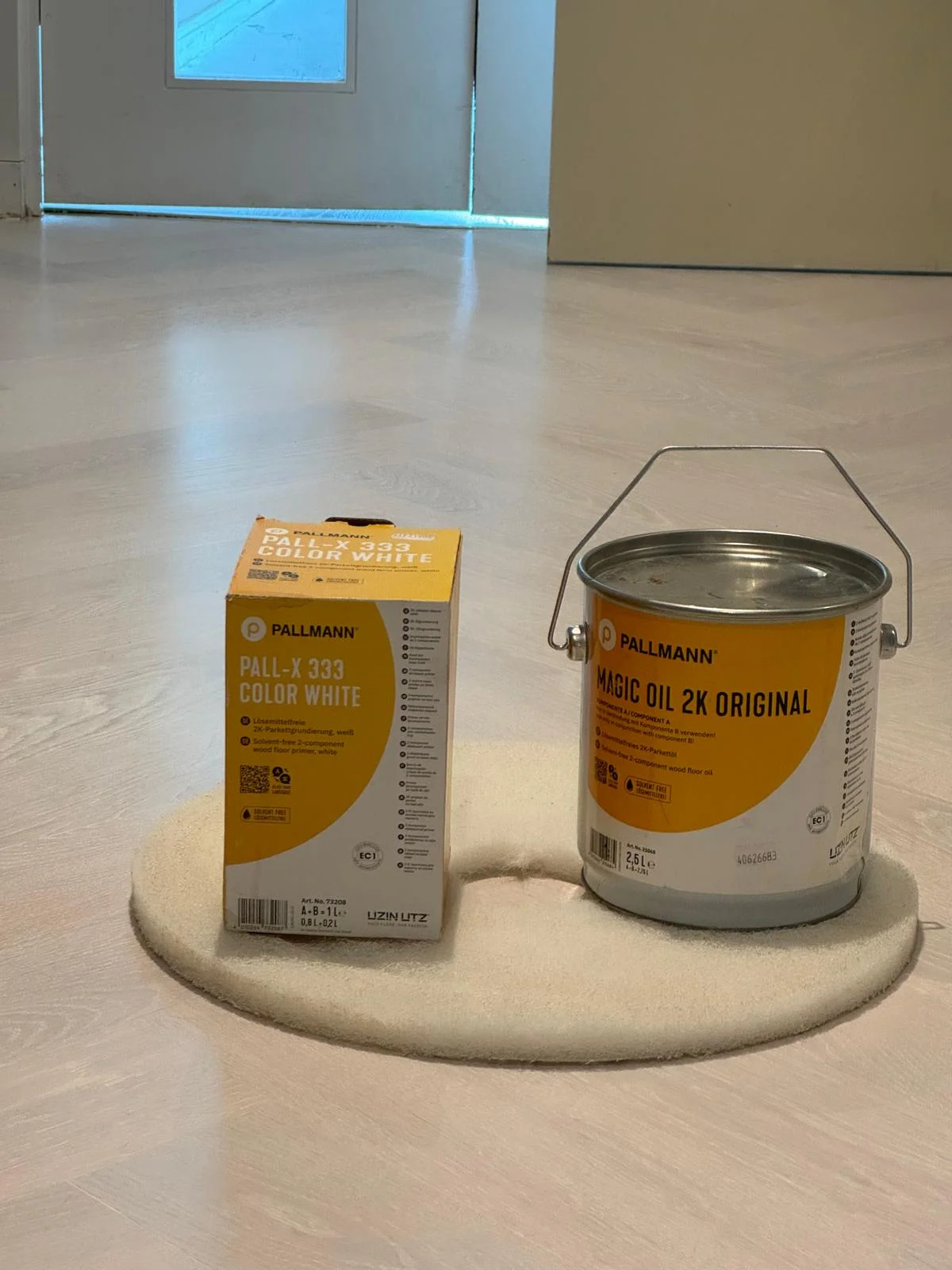 Scandinavian finish on wooden floors - Pallmann Pall-X 333 White and Magic Oil